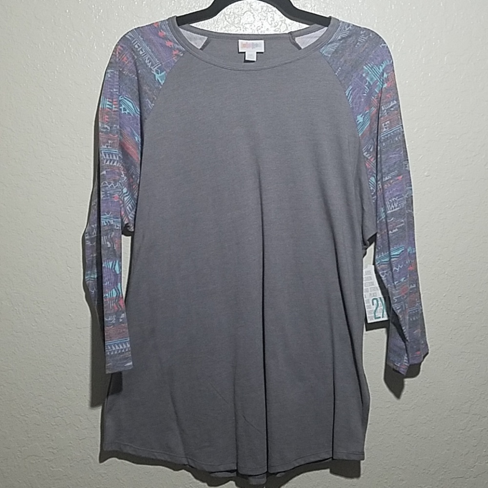 Lularoe Randy Tee